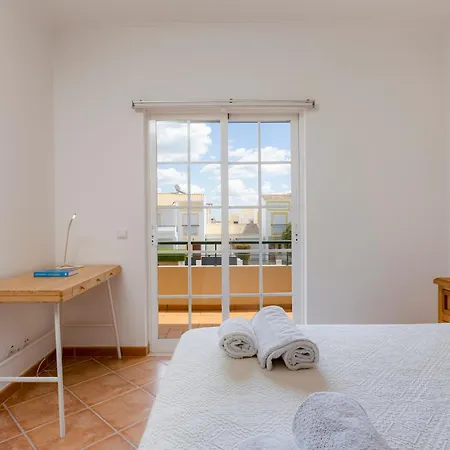 וילה Spacious - Walk To & Center