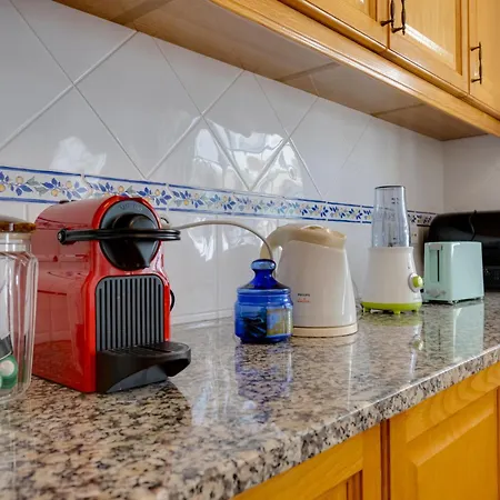 Spacious - Walk To & Center ラゴス